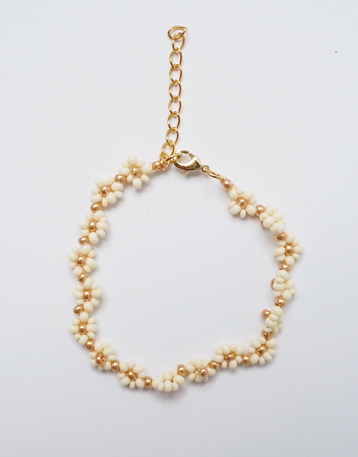 Daisy Chain Bracelet