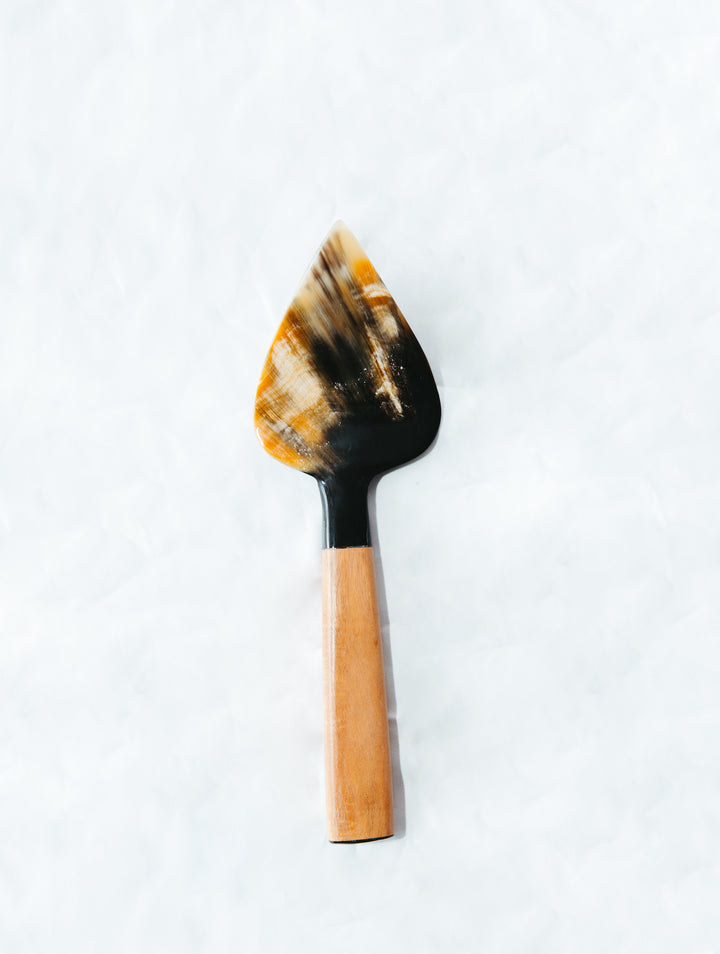 Wood & Horn Cake Shovel